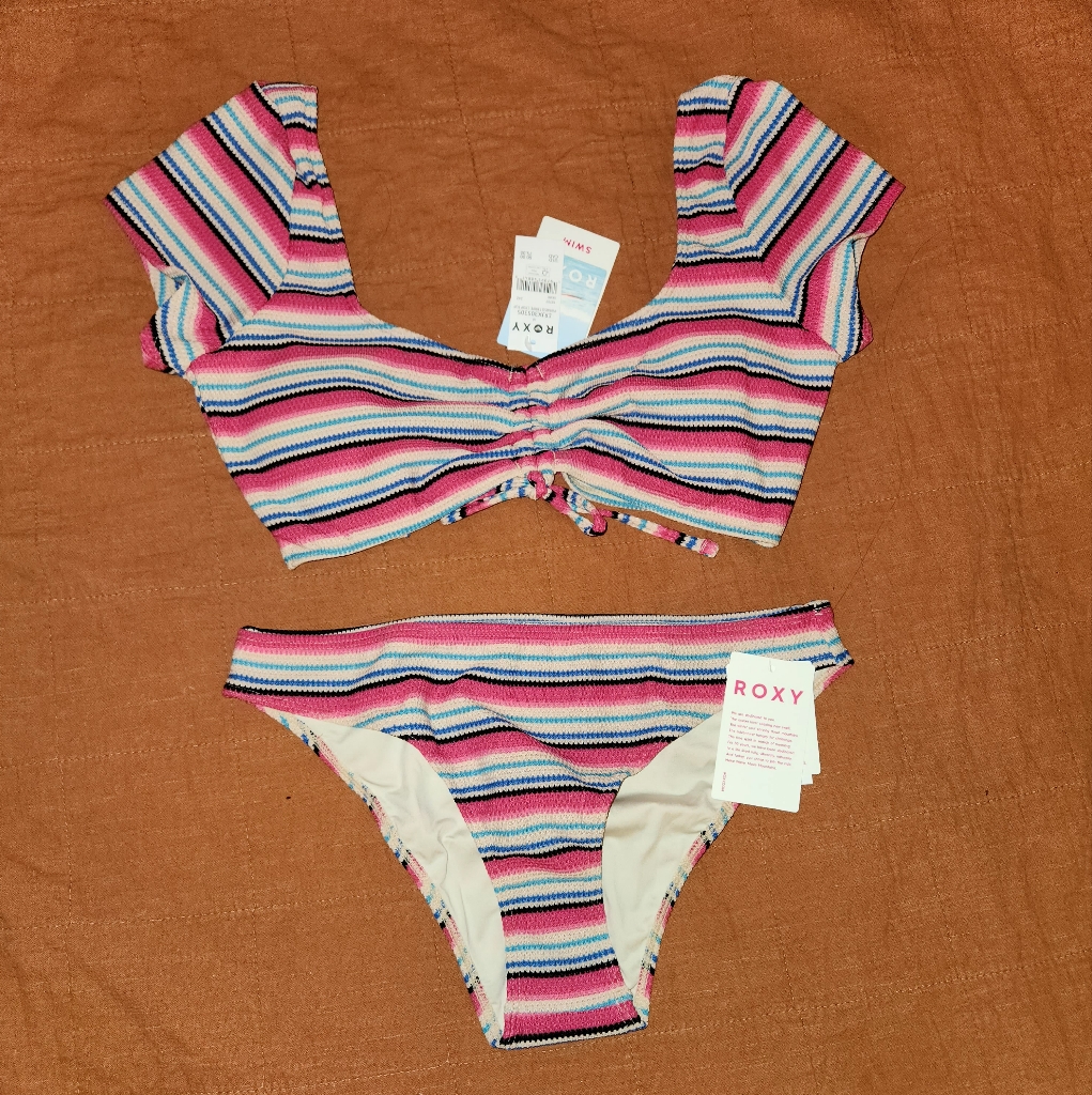 Roxy Paraiso Short Sleeve Stripe Cropped Top & Hipster Bottom Bikini Rash Guard